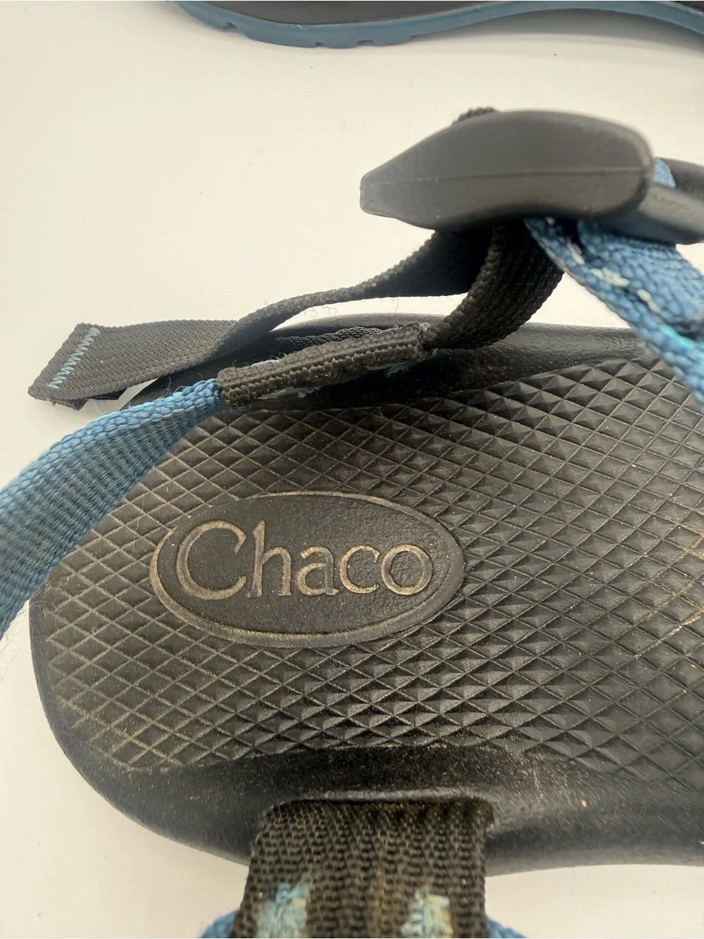 Chaco Z1 Classic Sport Sandals Kids Youth Size 5 Blue Pattern Hiking Water Shoes
